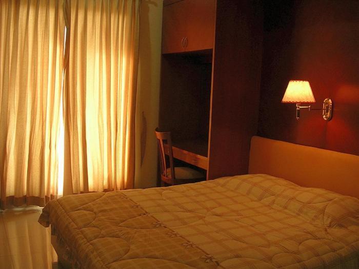 Margot Apartment Pondok Indah Джакарта Экстерьер фото