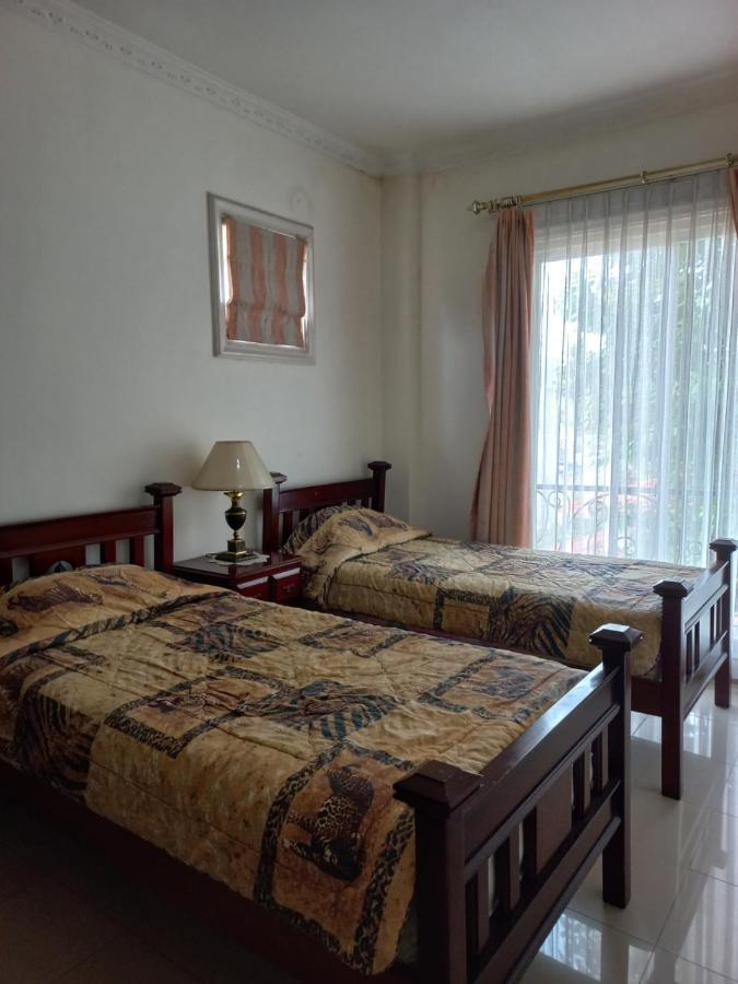 Margot Apartment Pondok Indah Джакарта Экстерьер фото
